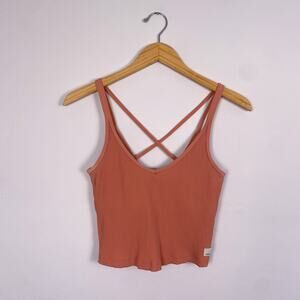Vuori Rib Crop Top in Pink Size Small